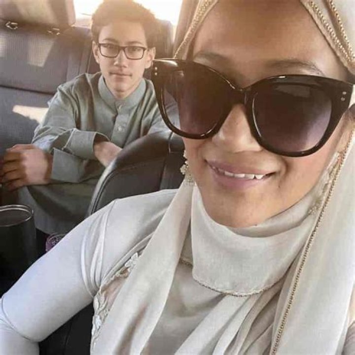 Nouman Ali Khan's Wife: Valerie De Leon - A Deep Dive into Their Life Together