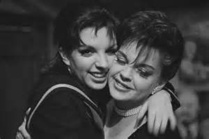 The Unbreakable Bond Between Hollywood Icons: Judy Garland and Liza Minnelli