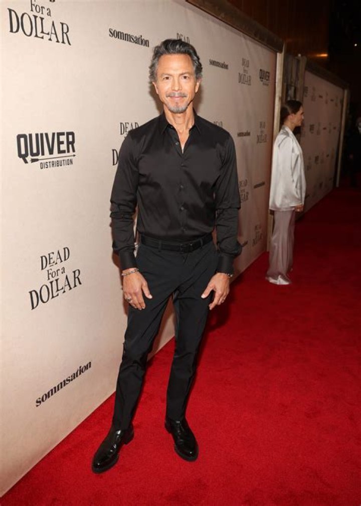 Unveiling the Net Worth of Benjamin Bratt: A Deep Dive into His Wealth and Career